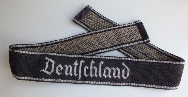 WSS DEUTSCHLAND FLAT WIRE CUFF TITLE