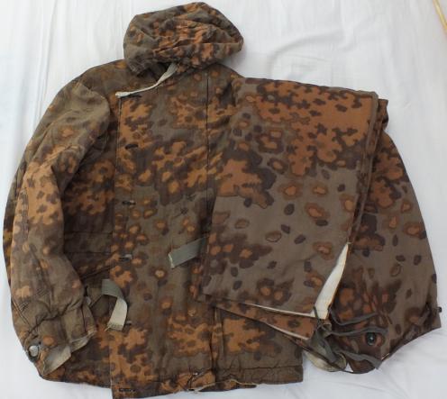 WSS OAKLEAF PARKA AND PANTS