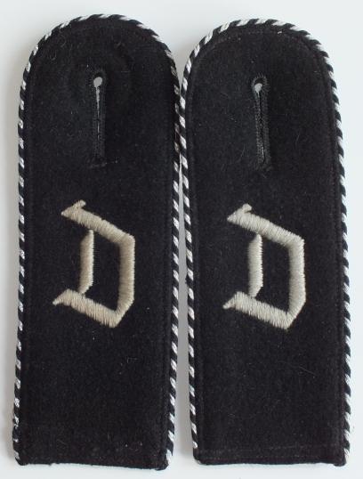 SS-VT REGIMENT DEUTSCHLAND EM/NCO SHOULDER BOARDS 1937
