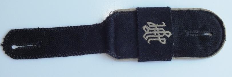 WSS EM LAH INF.WHITE PIPED SHOULDER BOARD