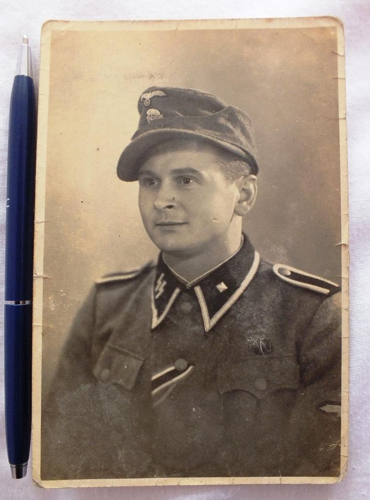 SS-UNTERSCHARFUHRER