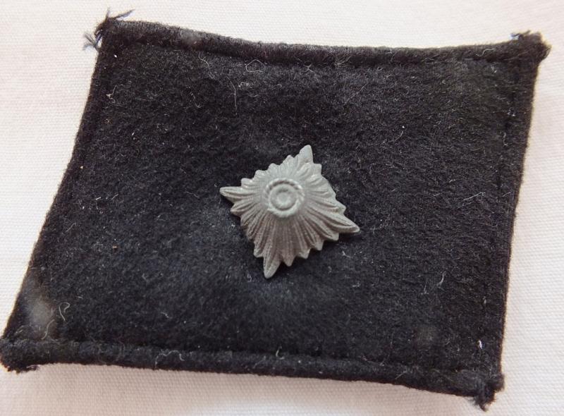 WSS-UNTERSCHARFUHRER COLLAR TAB
