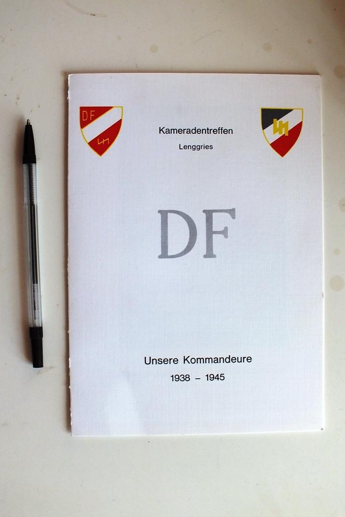 SS.RGT. 'DER FUHRER'  COMMANDERS TREFFEN SOUVENIRE CARD
