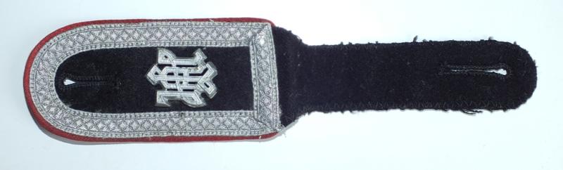 WSS-UNTERSCHARFUHRER LAH SHOULDER BOARD