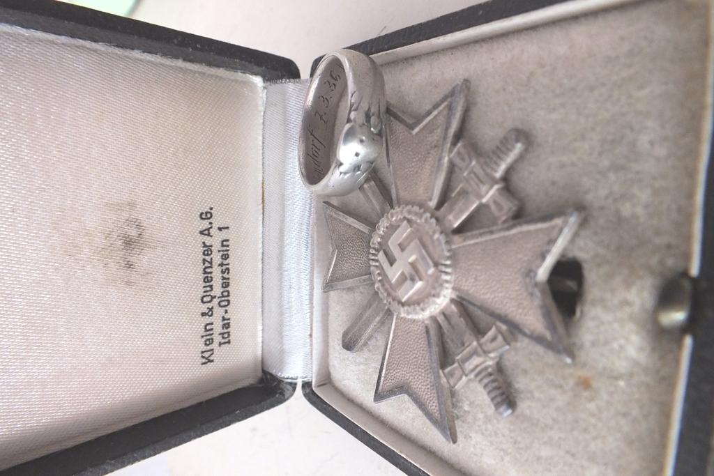 SS TOTENKOPF HONOUR RING SS MOTORSTANDART OFFICER