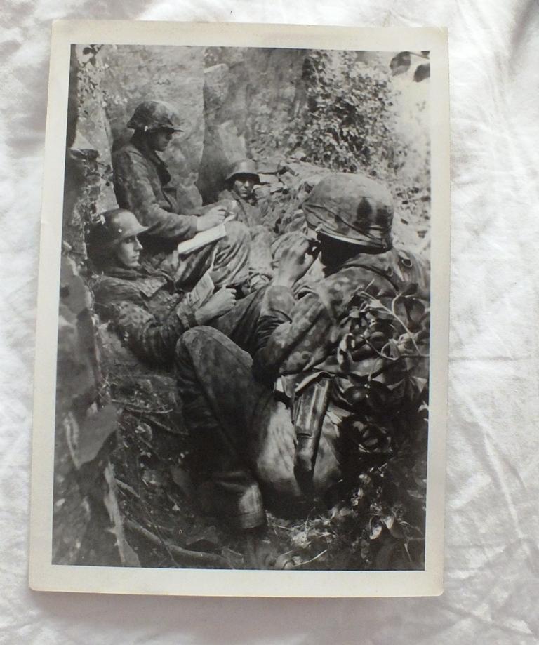 WSS KRIEGSBERICHTER PHOTO
