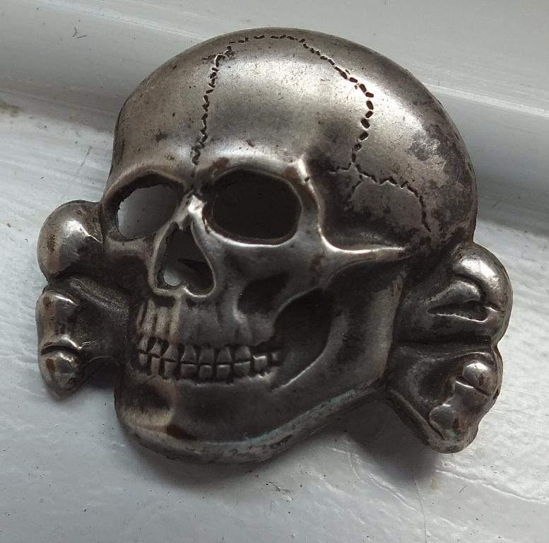 SS VISOR SKULL 254/42
