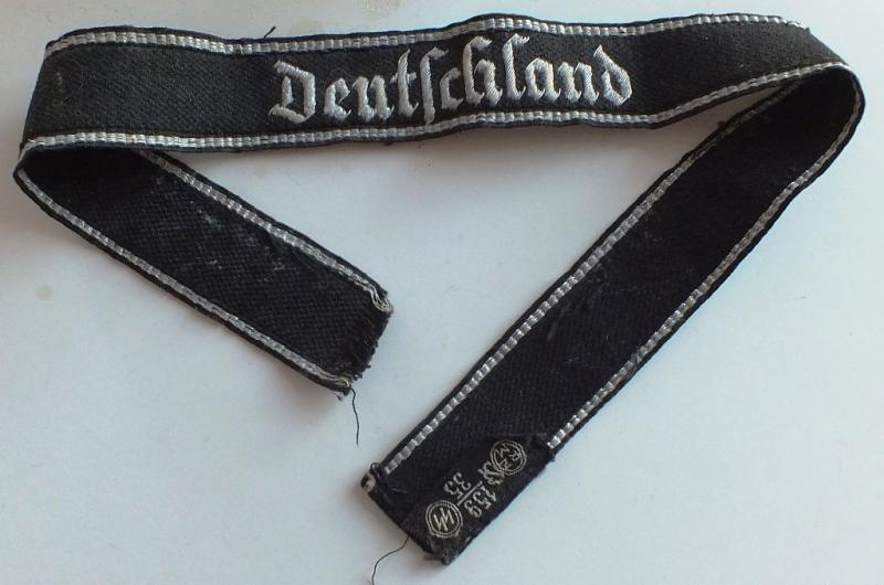 SS-REGIMENT DEUTSCHLAND RZM CUFF TITLE