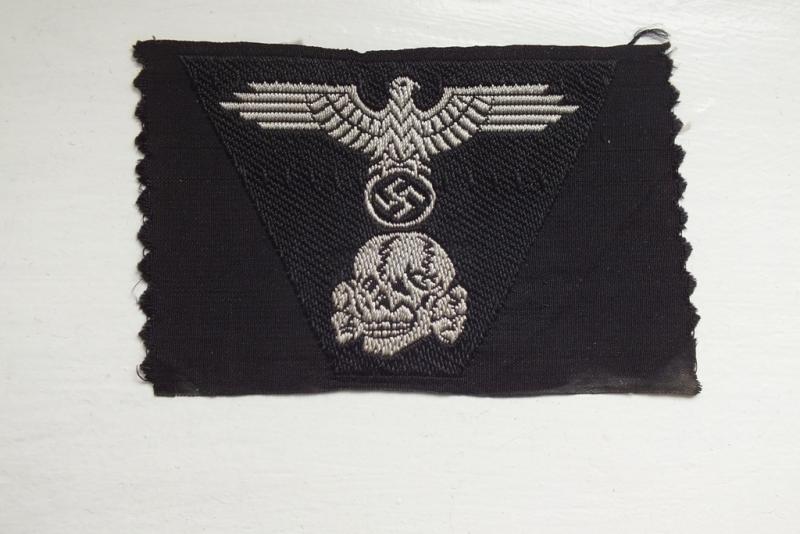 WSS PANZER CAP INSIGNIA