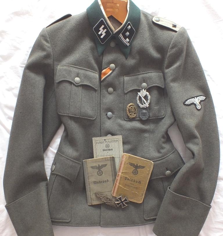 SS DAS REICH OFFICER TUNIC & DOCUMENT SET