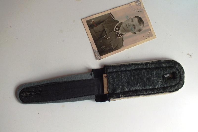 WSS TOTENKOPF SHOULDER BOARD WITH PHOTO