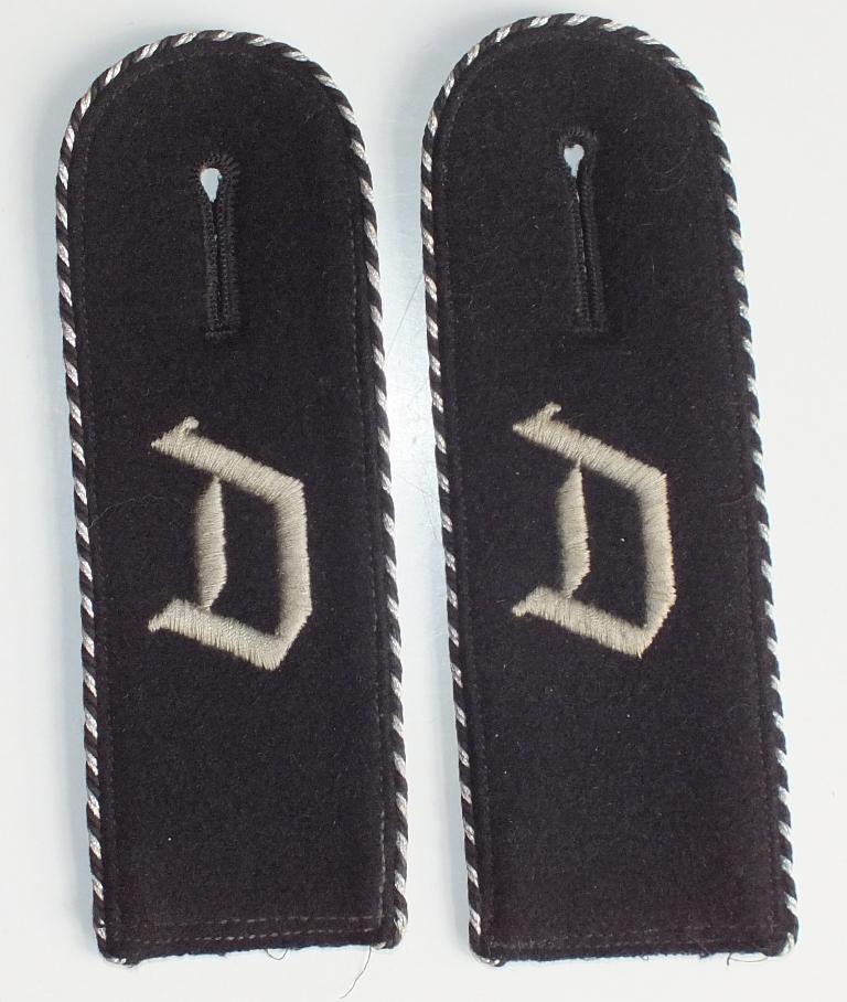 SS-VT DEUTSCHLAND SHOULDER BOARDS