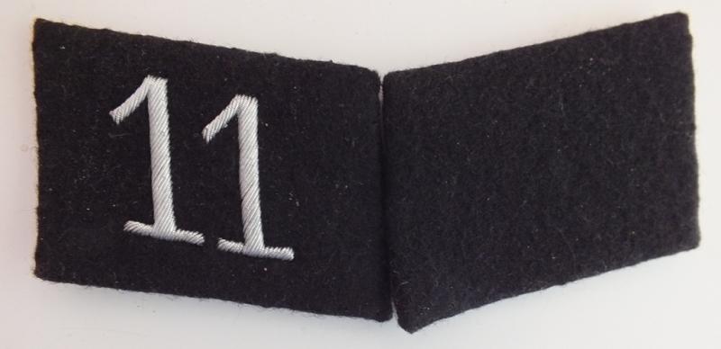 SS-STANDARTE 11 TAB SET