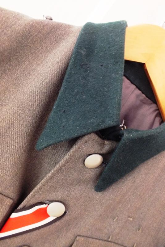 WSS OFFICER SUIT IN STRIPPED CONDITION