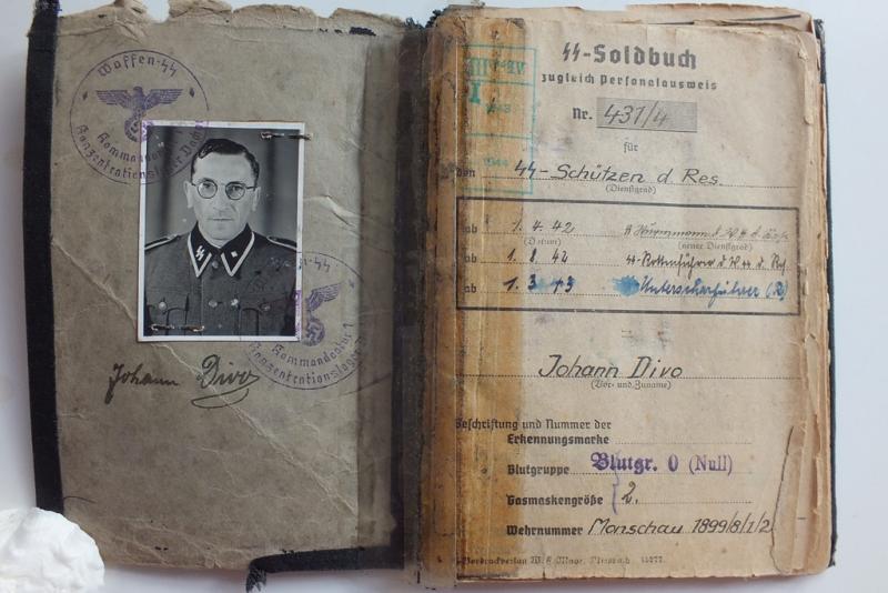 SS-KZ SOLDBUCH HISTORIC DOCUMENT